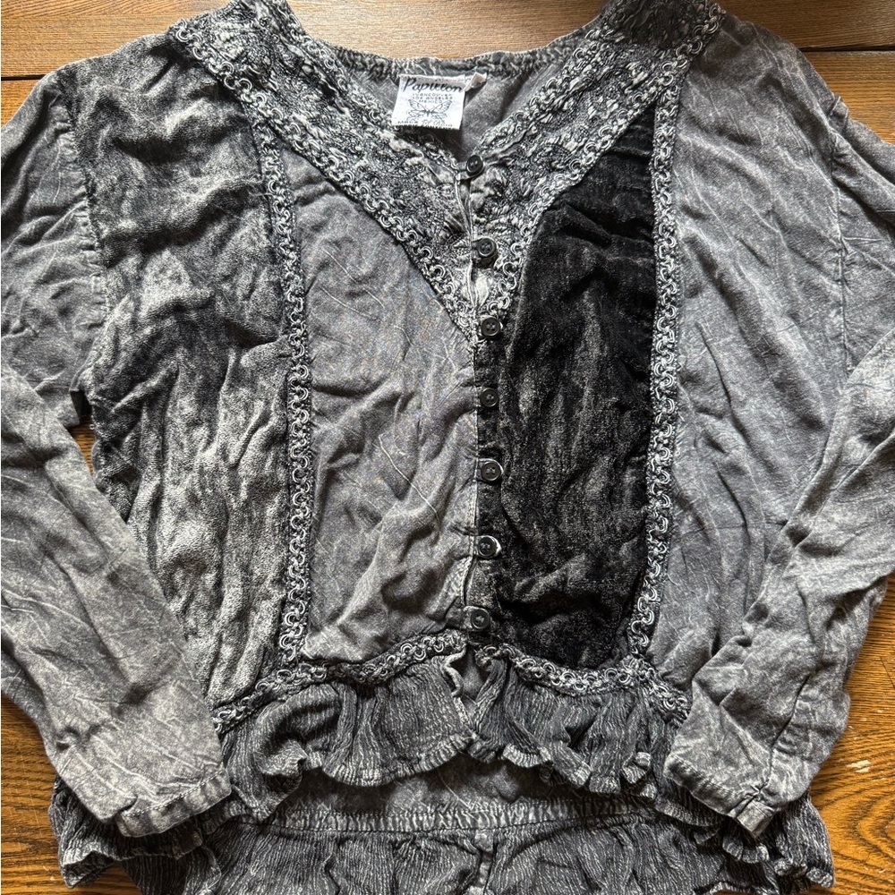 Papillon Blanc Charcoal and Black Lace Blouse
